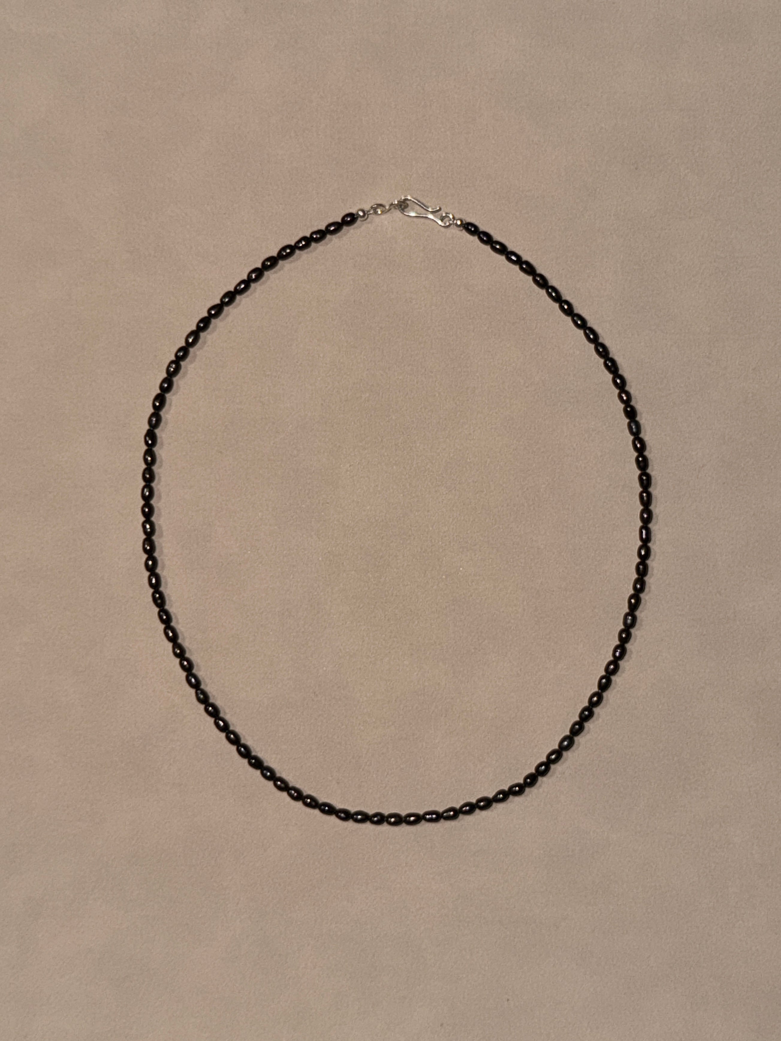 Dante Necklace in black