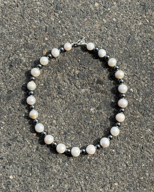 Magné Necklace