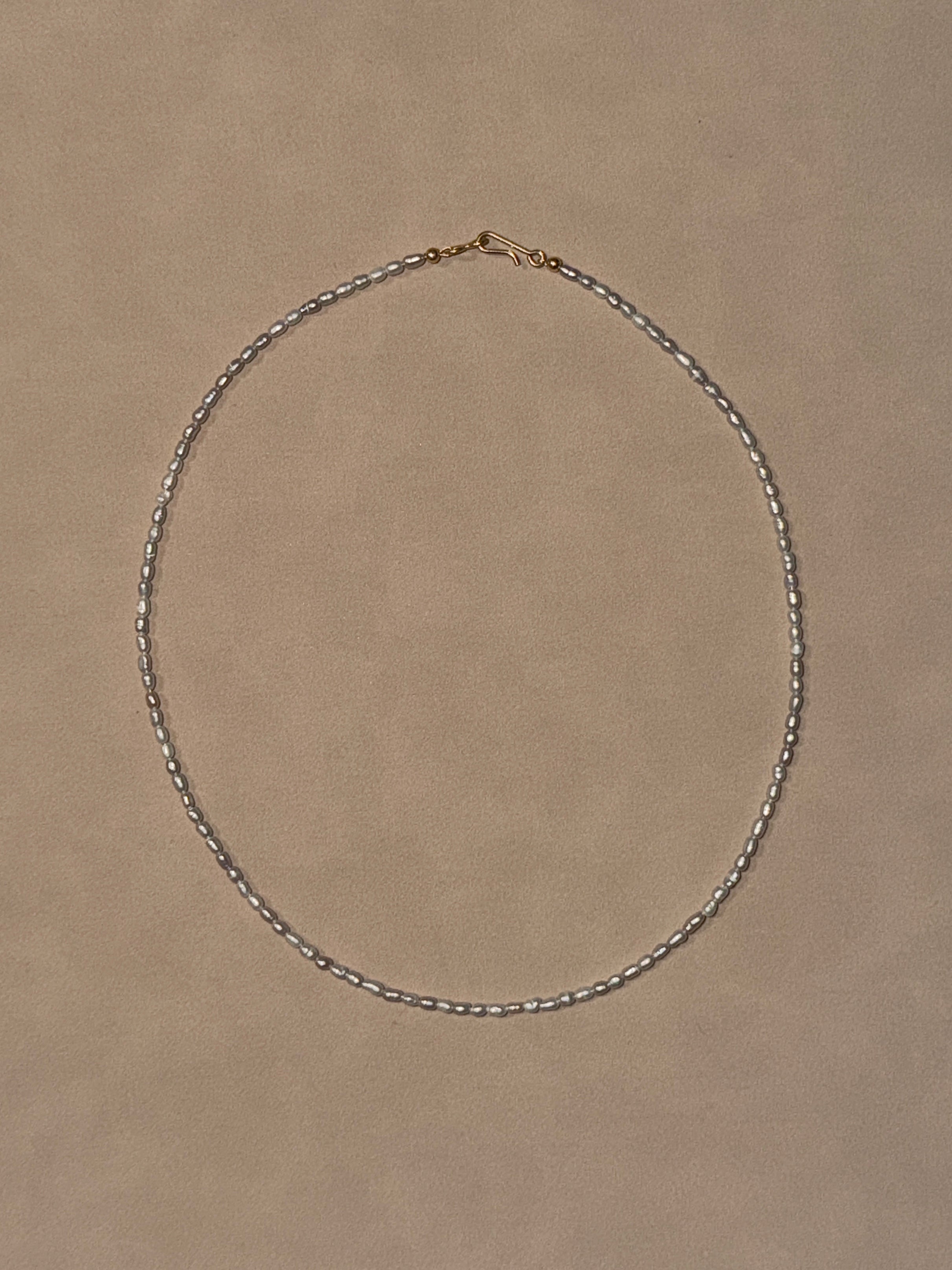 Dante Necklace in gray