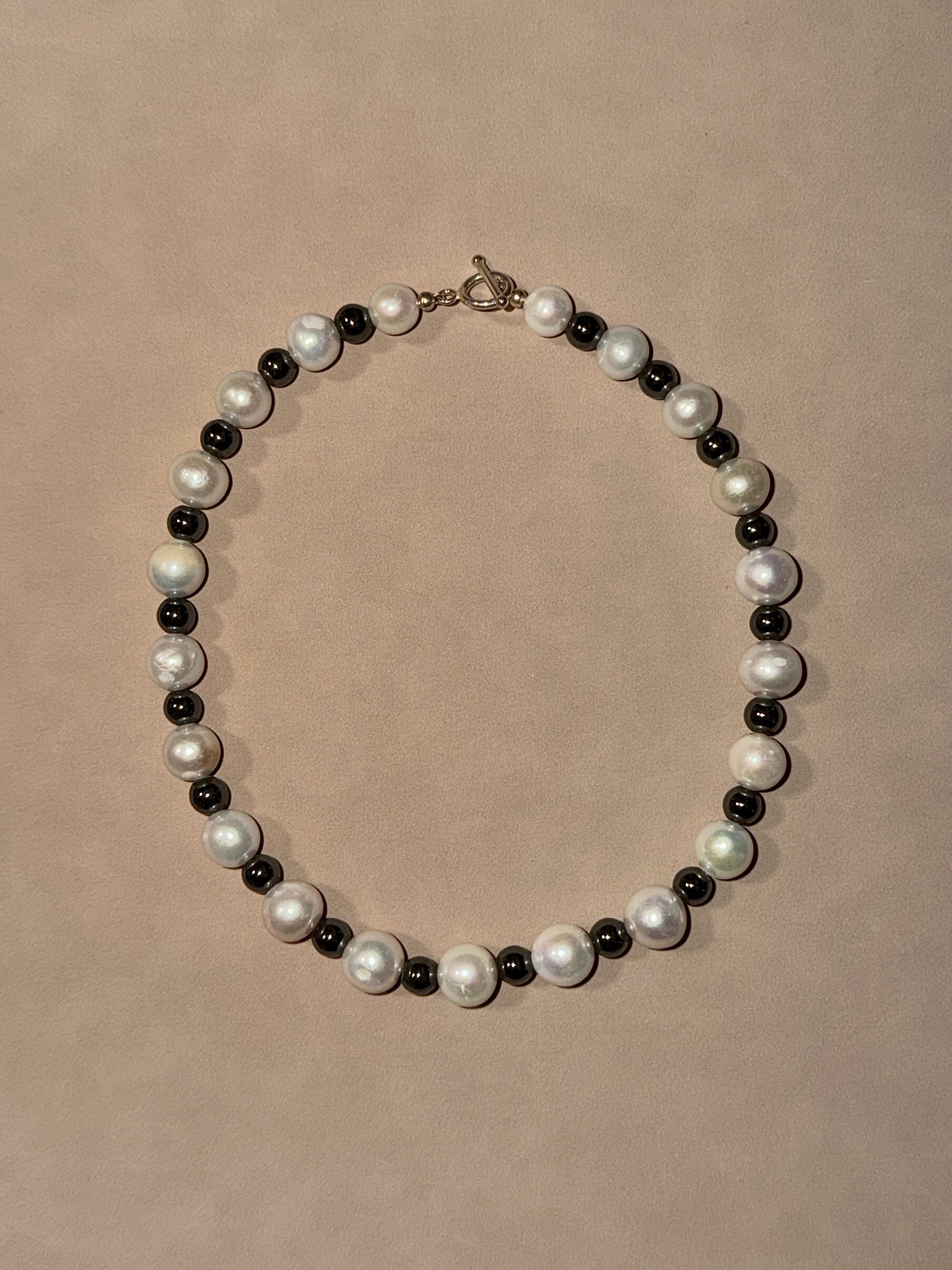 Magné Necklace